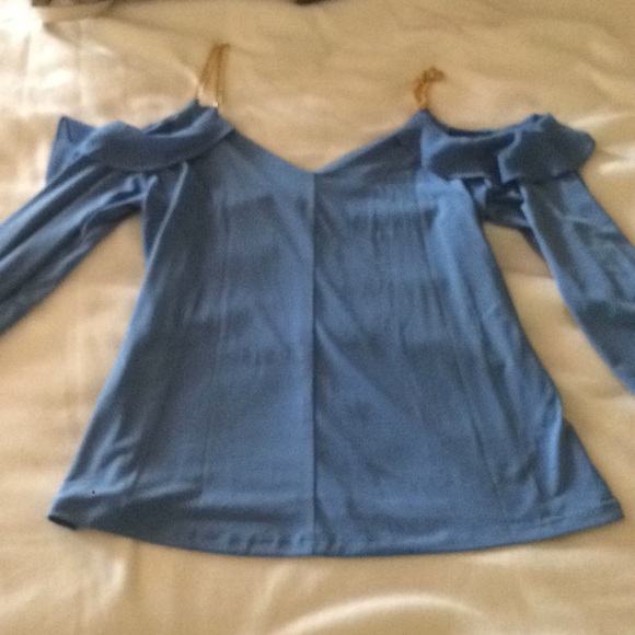 !!SOLD!!Michael Kors cold shoulder chain top - Picture 5 of 8